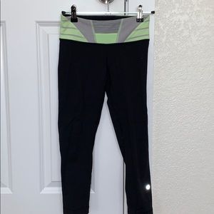 Lululemon cropped wunder under leggings
